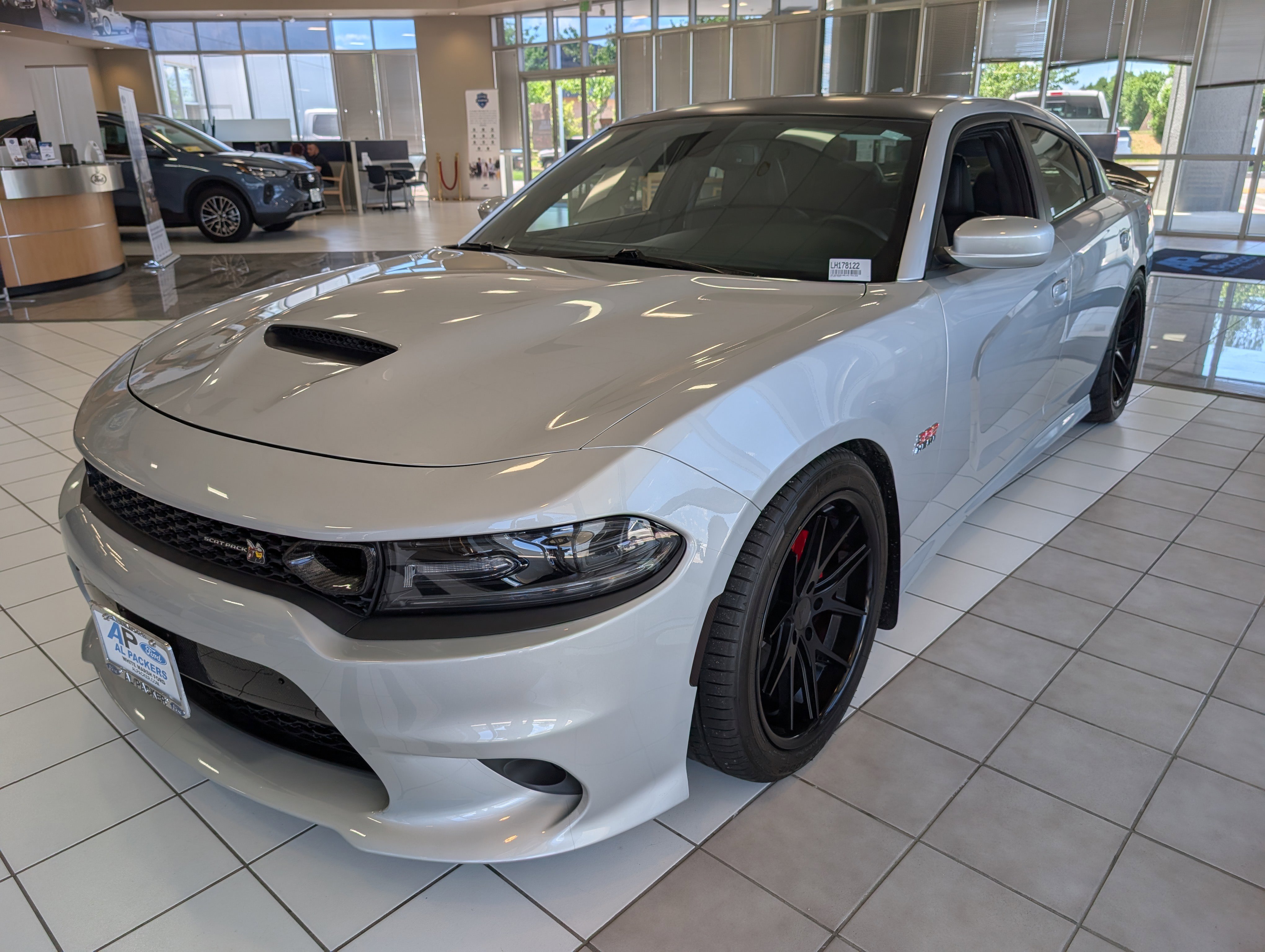 Used 2020 Dodge Charger Scat Pack w/ Plus Group RWD image 6
