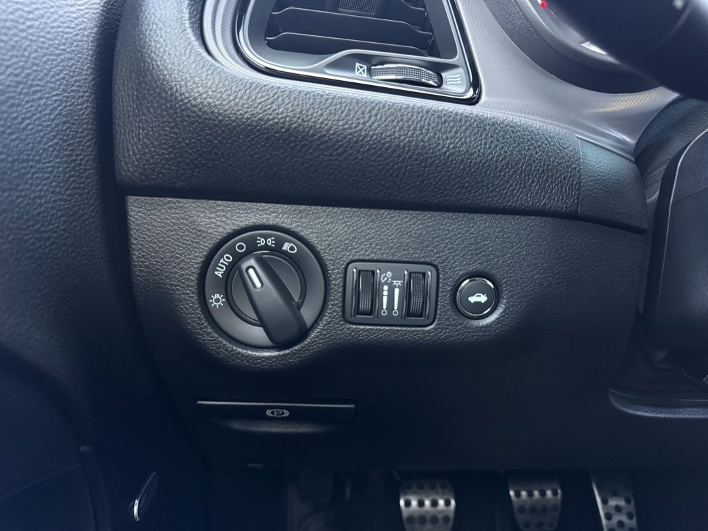 Used 2023 Dodge Challenger R/T w/ T/A Package image 13