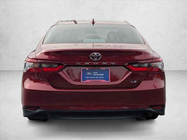 Used 2022 Toyota Camry LE image 7