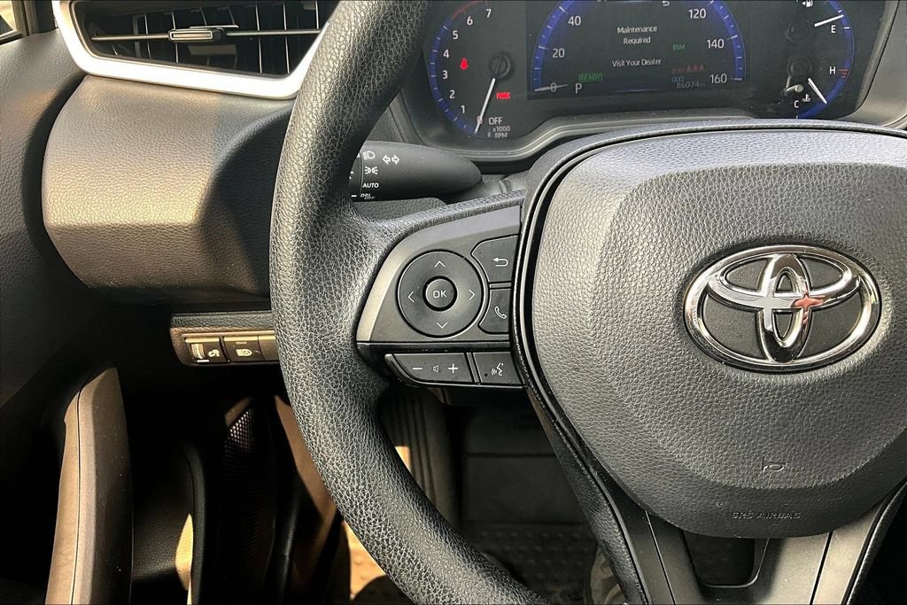 Used 2022 Toyota Corolla LE FWD image 13