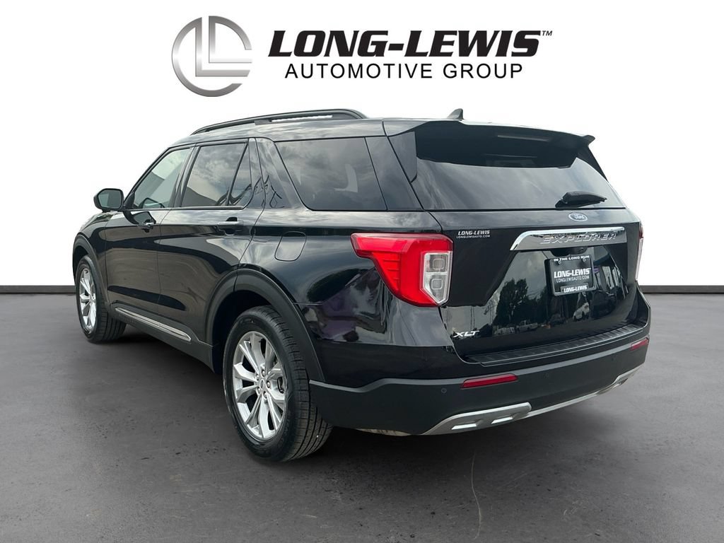 Certified 2023 Ford Explorer XLT w/ Equipment Group 202A RWD image 4