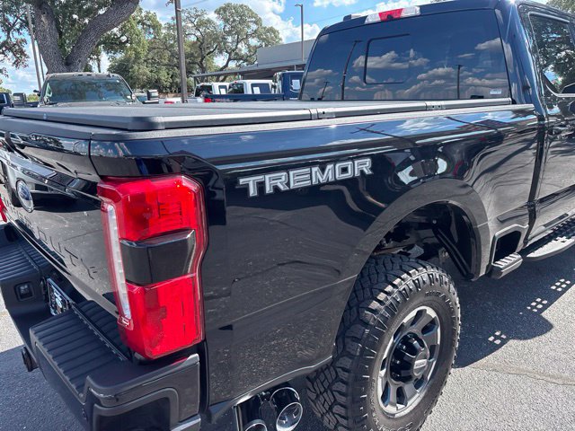 Certified 2024 Ford F250 Lariat w/ Lariat Ultimate Package AWD/4WD image 10