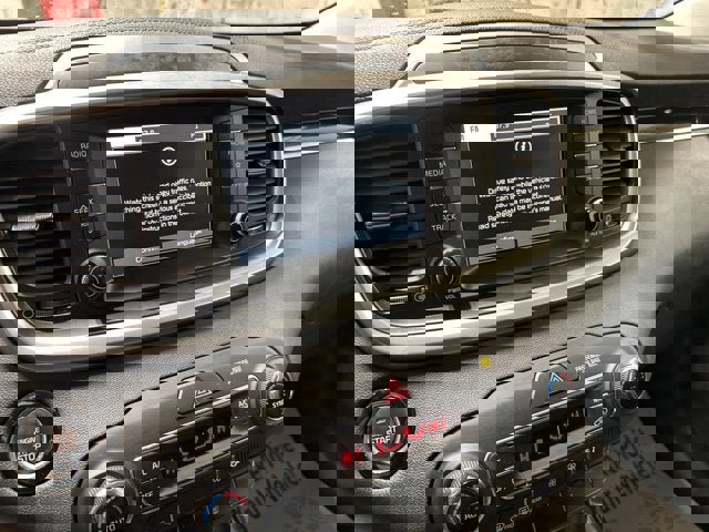 Used 2020 Kia Sorento EX image 17