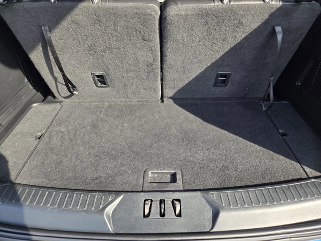 Certified 2022 Ford Explorer XLT w/ Equipment Group 202A image 31