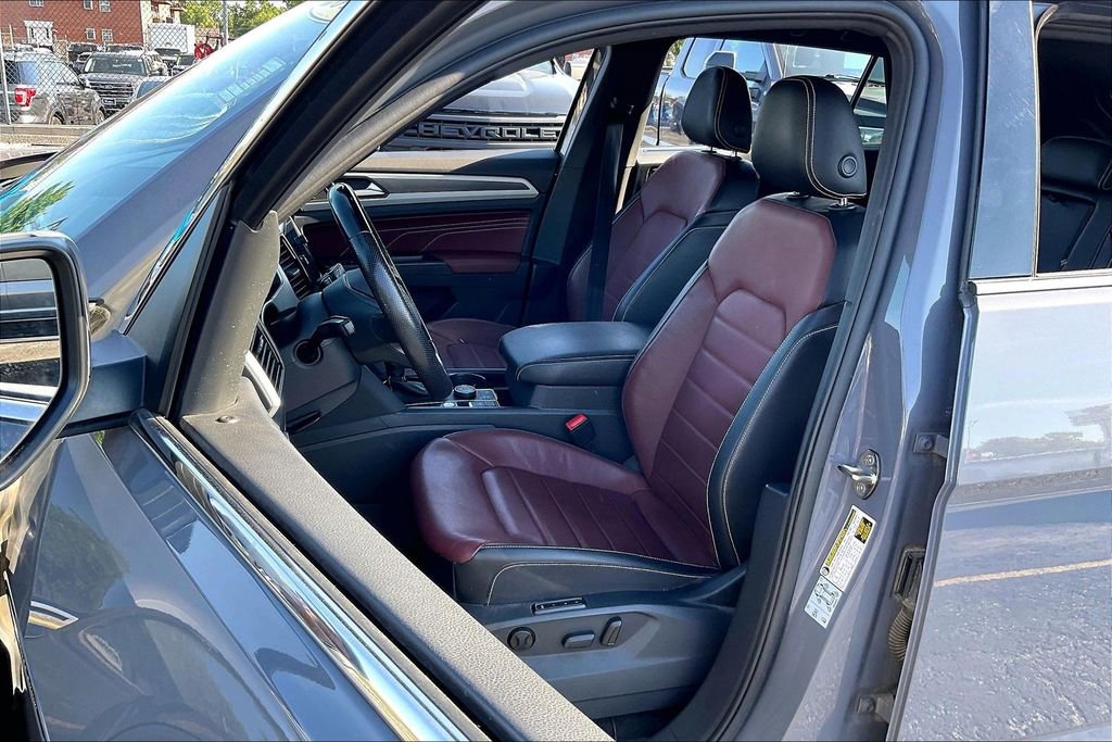 Used 2021 Volkswagen Atlas Cross Sport SEL Premium R-Line w/ Cross Sport MDO Package AWD/4WD image 24