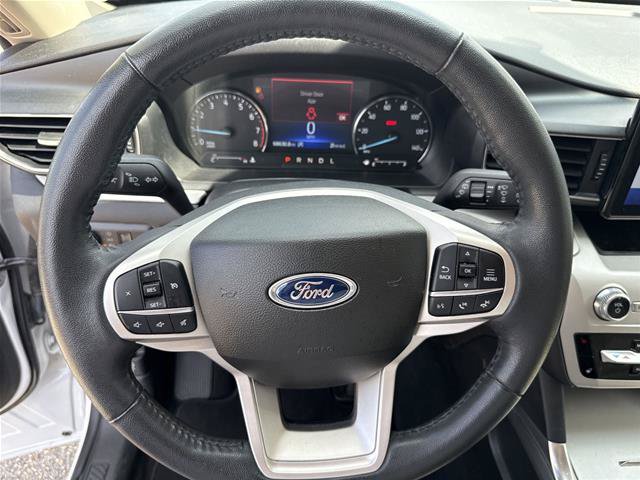 Certified 2023 Ford Explorer XLT w/ Equipment Group 202A AWD/4WD image 11