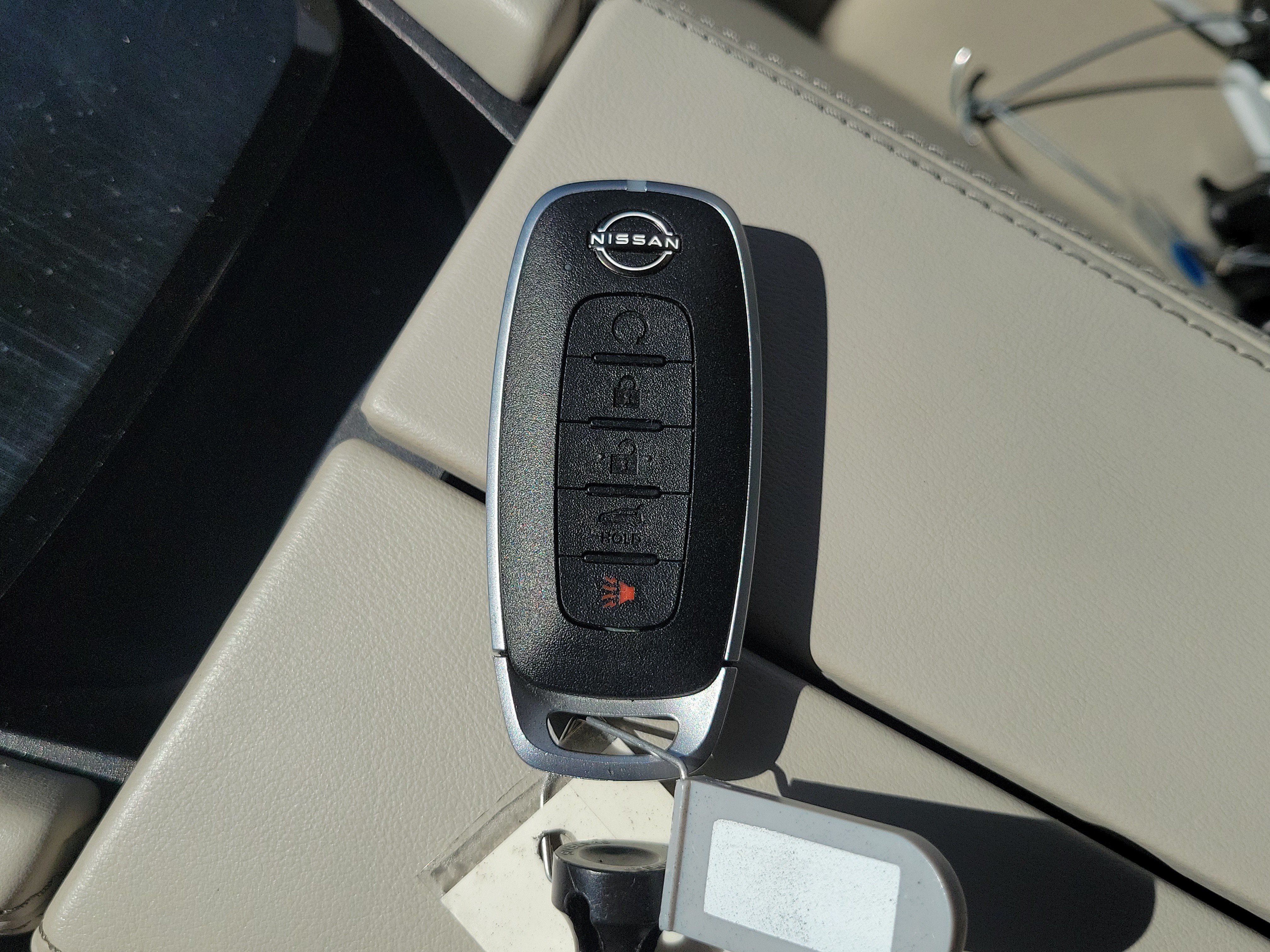 Used 2023 Nissan Rogue SL w/ SL Premium Package FWD image 30