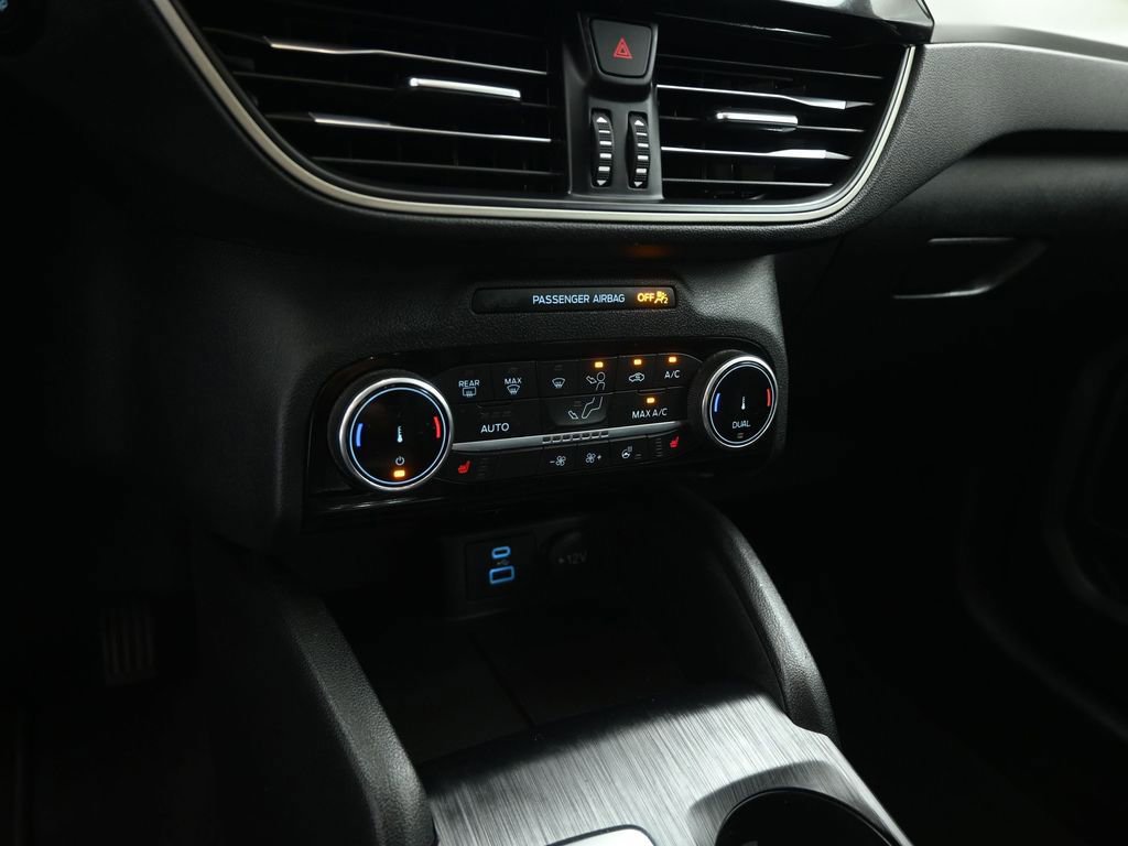 Certified 2022 Ford Escape SEL w/ Class II Trailer Tow Package image 43