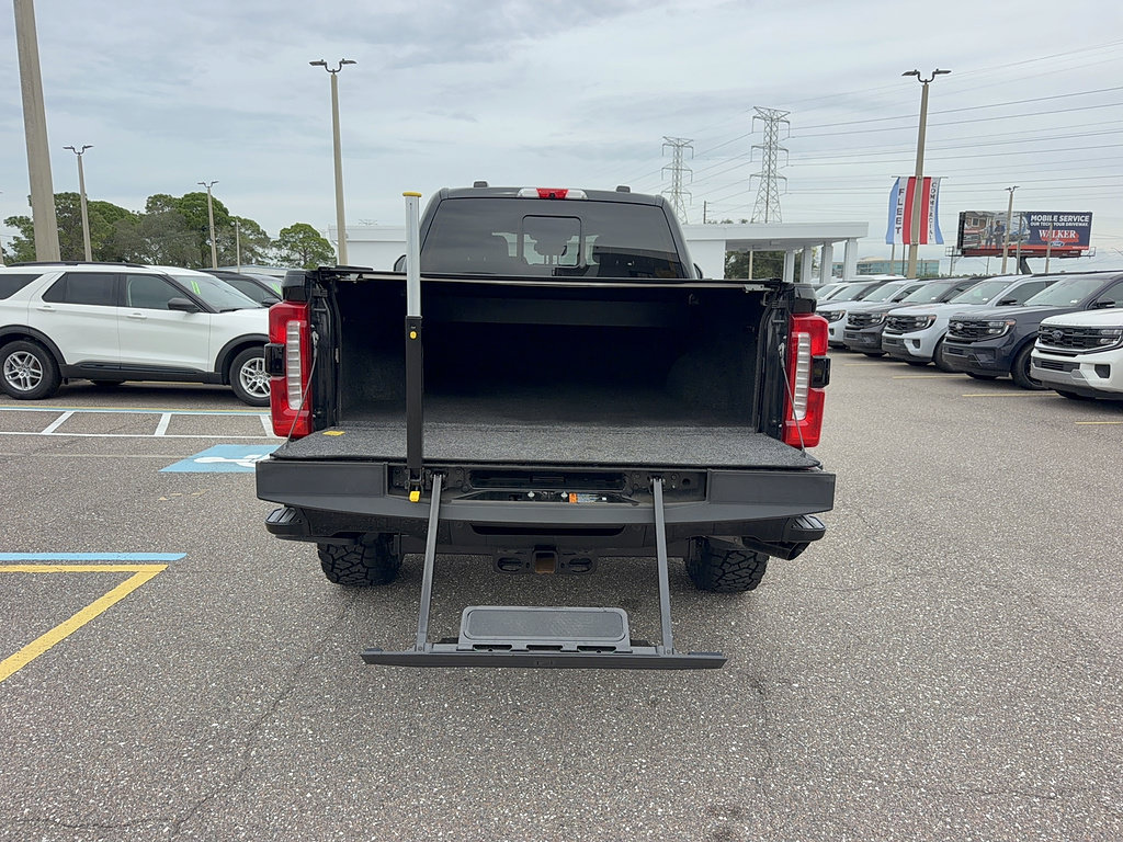 Certified 2023 Ford F250 Lariat w/ Lariat Ultimate Package AWD/4WD image 8
