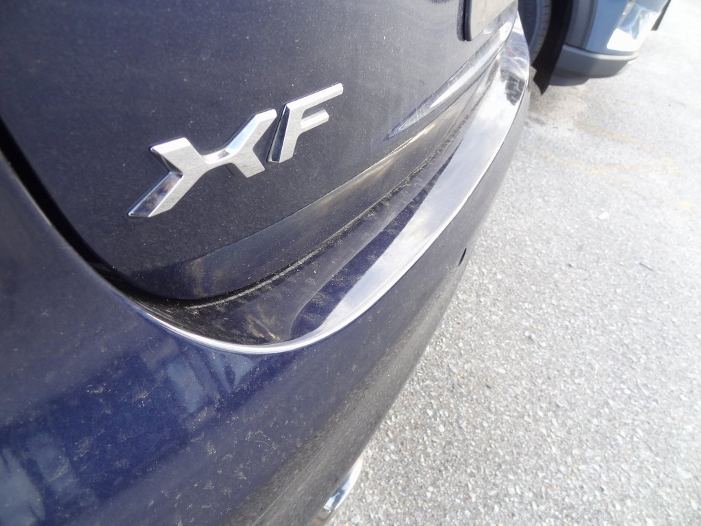 Used 2017 Jaguar XF Prestige image 5