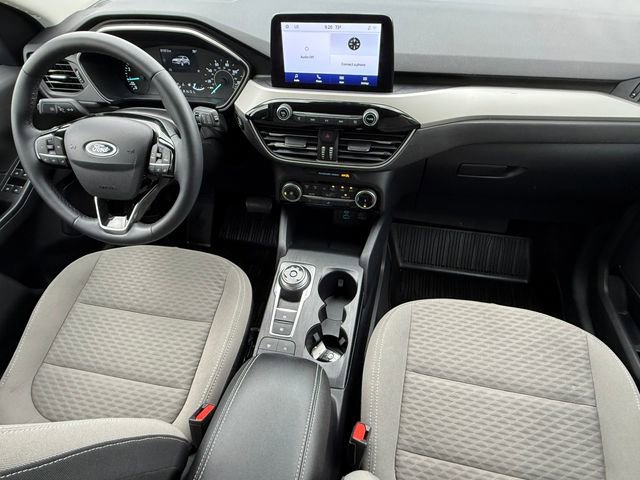 Certified 2022 Ford Escape SE w/ Cold Weather Package FWD image 32