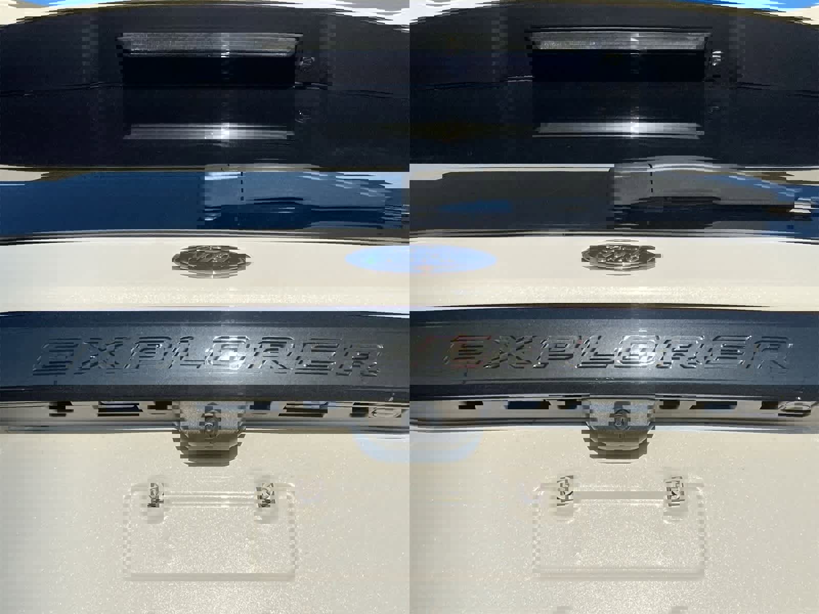 Certified 2024 Ford Explorer ST w/ Equipment Group 401A image 13