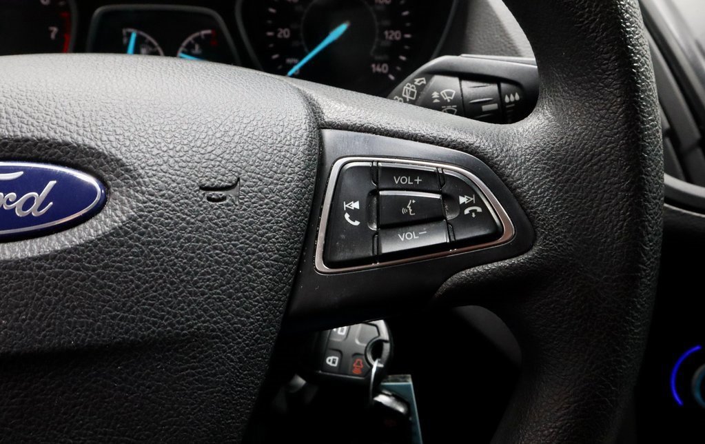 Certified 2018 Ford Escape SE image 27