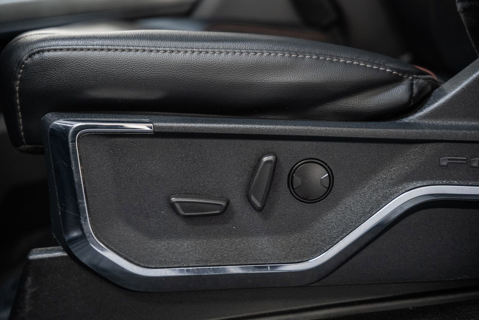 Certified 2022 Ford F150 Lariat image 40