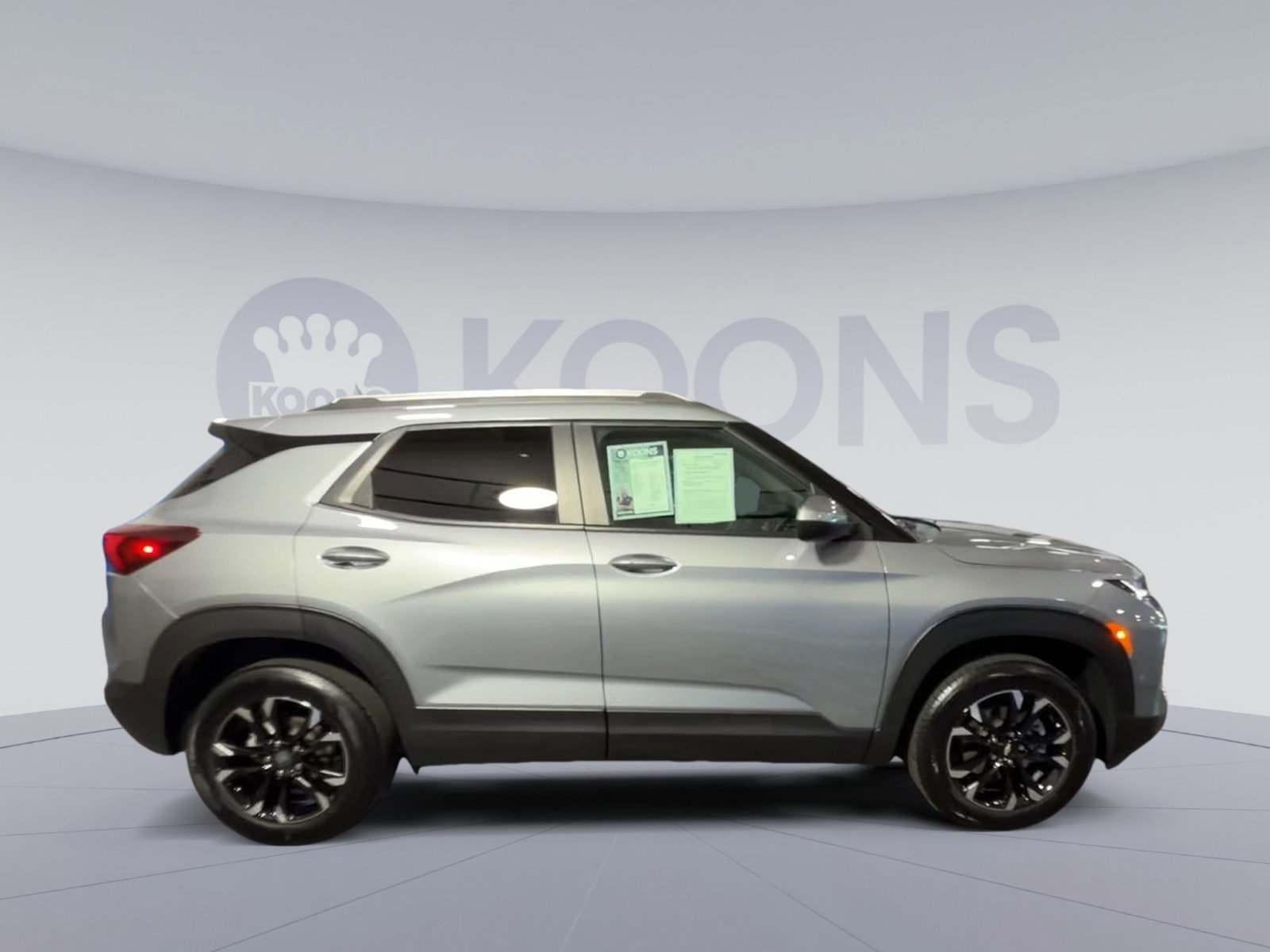 Used 2023 Chevrolet TrailBlazer LT w/ Convenience Package image 11