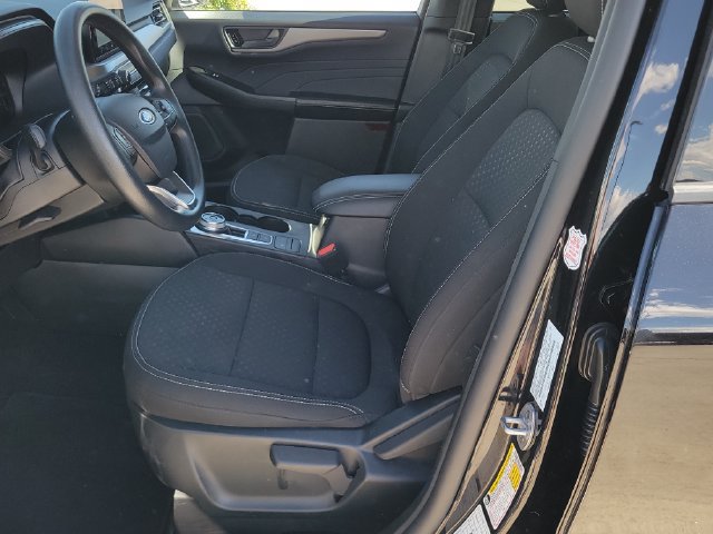 Certified 2025 Ford Escape Active AWD/4WD image 6