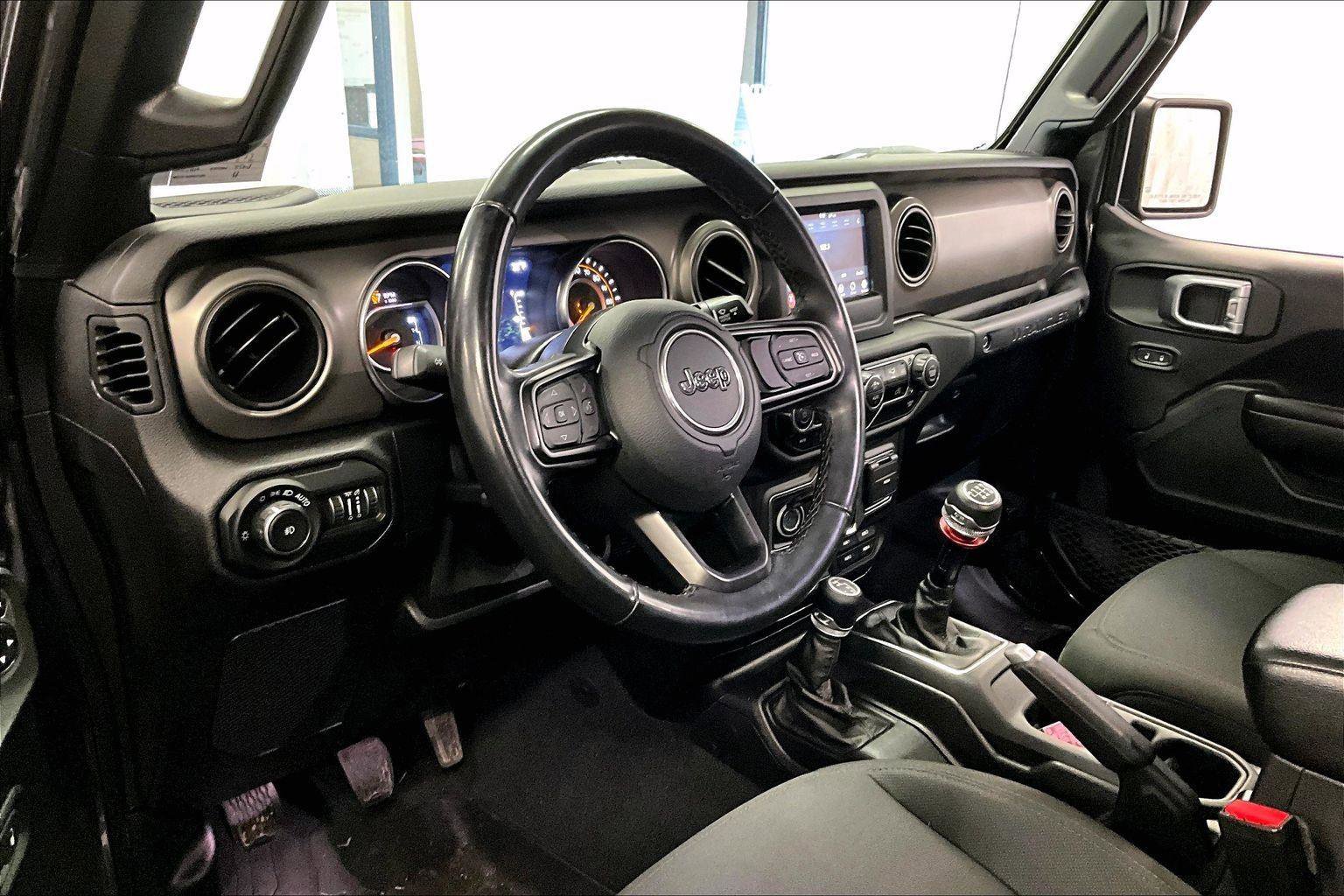 Used 2021 Jeep Wrangler Unlimited Willys image 12