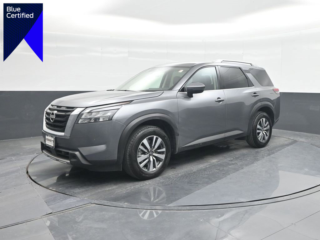 Used 2025 Nissan Pathfinder SL