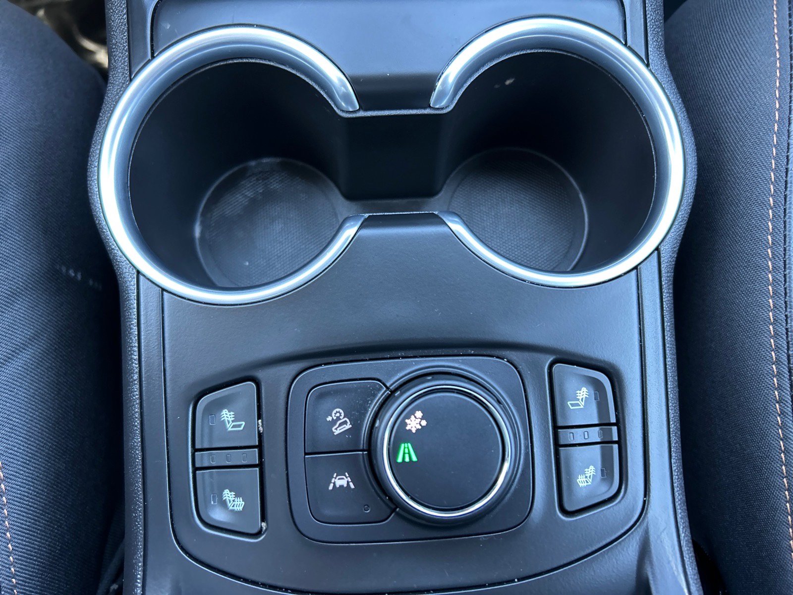 Used 2020 GMC Terrain SLT w/ Preferred Package image 31