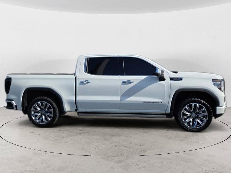 Used 2023 GMC Sierra 1500 Denali w/ Denali Reserve Package AWD/4WD image 2