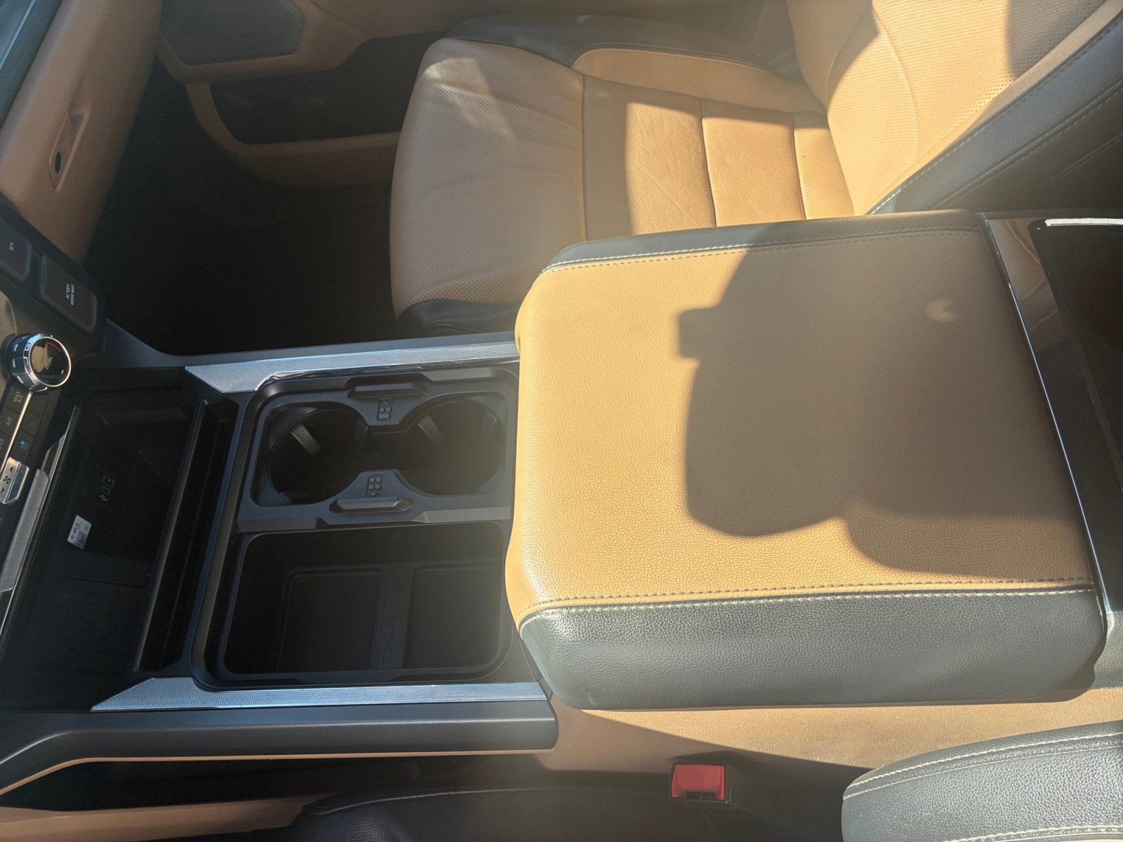 Certified 2023 Ford F250 Lariat w/ Tremor Off-Road Package image 25