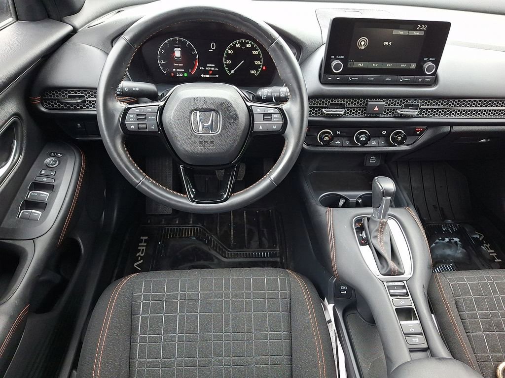 Used 2025 Honda HR-V Sport image 12