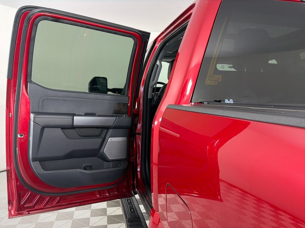 Certified 2024 Ford F250 Lariat w/ Lariat Ultimate Package AWD/4WD image 12