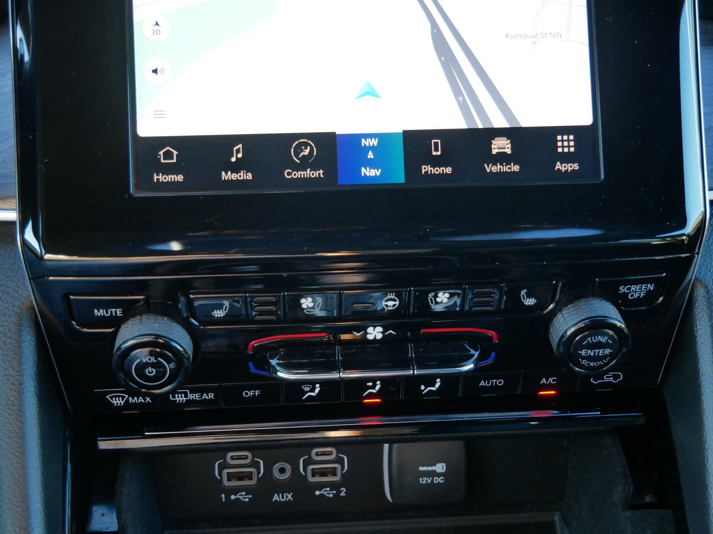 Used 2022 Jeep Grand Cherokee Overland w/ Luxury Tech Group IV image 23