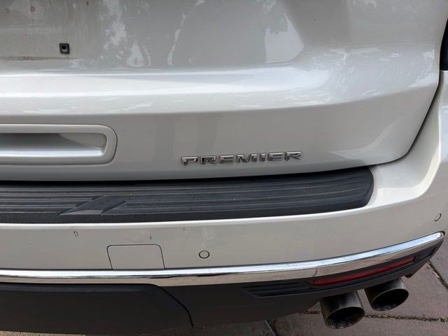 Used 2023 Chevrolet Tahoe Premier AWD/4WD image 16