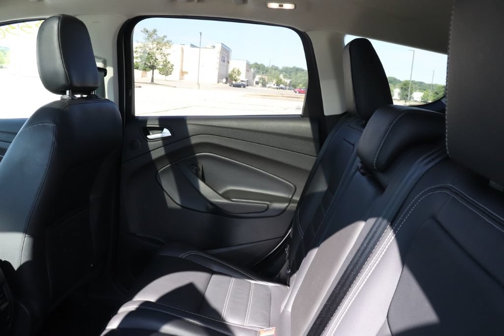 Certified 2019 Ford Escape Titanium AWD/4WD image 16