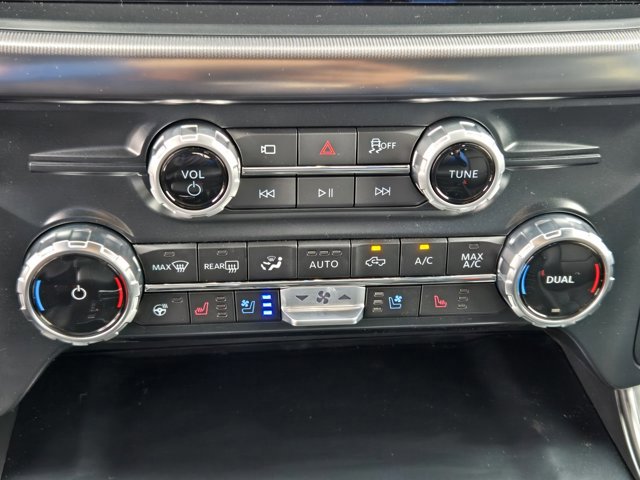 Certified 2025 Ford F150 Lariat w/ Equipment Group 501A Mid image 16