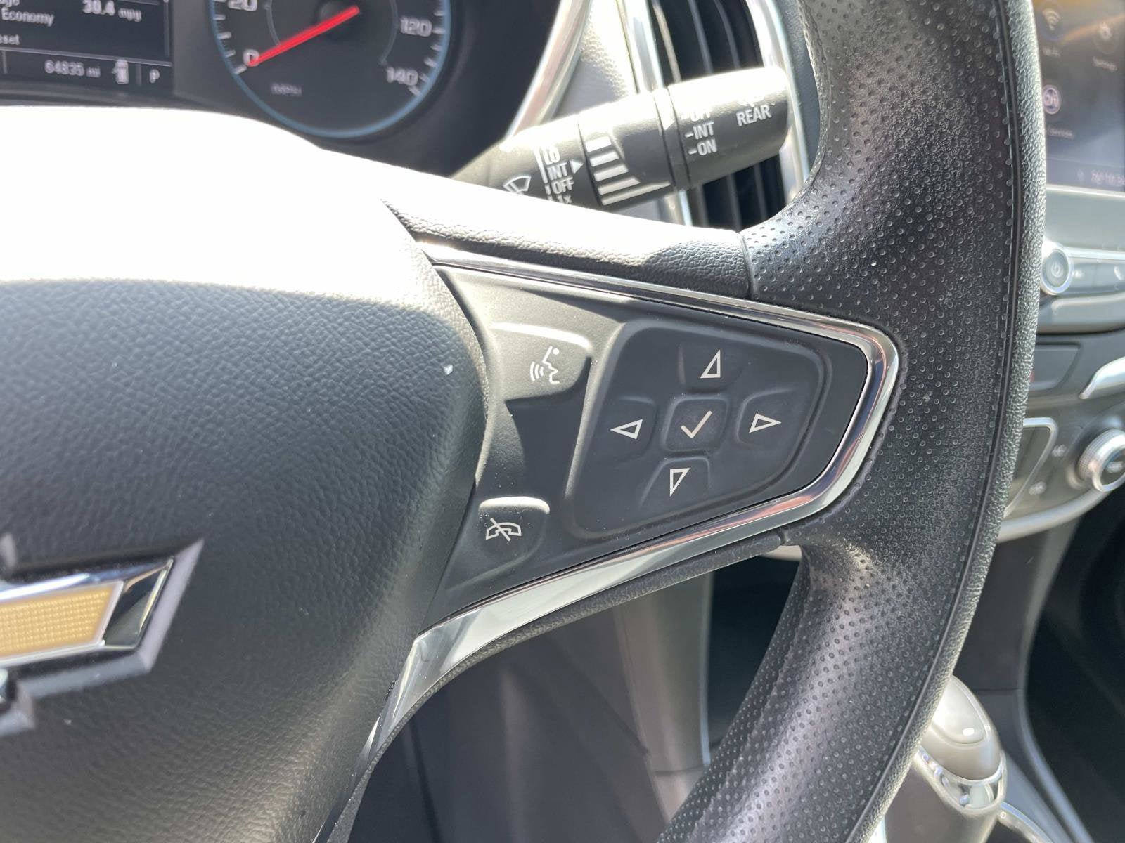 Used 2020 Chevrolet Equinox LS w/ LS Convenience Package FWD image 21