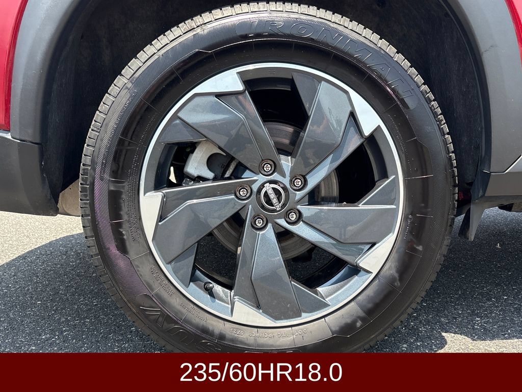 Used 2025 Nissan Rogue SV AWD/4WD image 22