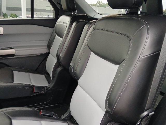 Certified 2023 Ford Explorer XLT w/ Equipment Group 202A AWD/4WD image 22