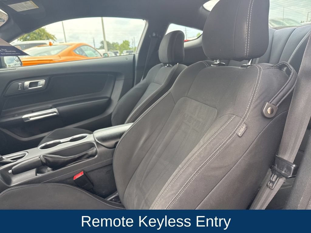Certified 2018 Ford Mustang Coupe RWD image 12