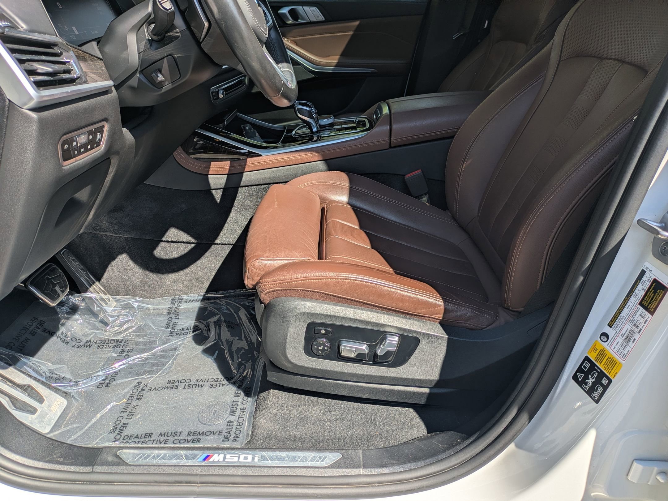 Used 2021 BMW X7 M50i w/ Executive Package image 13