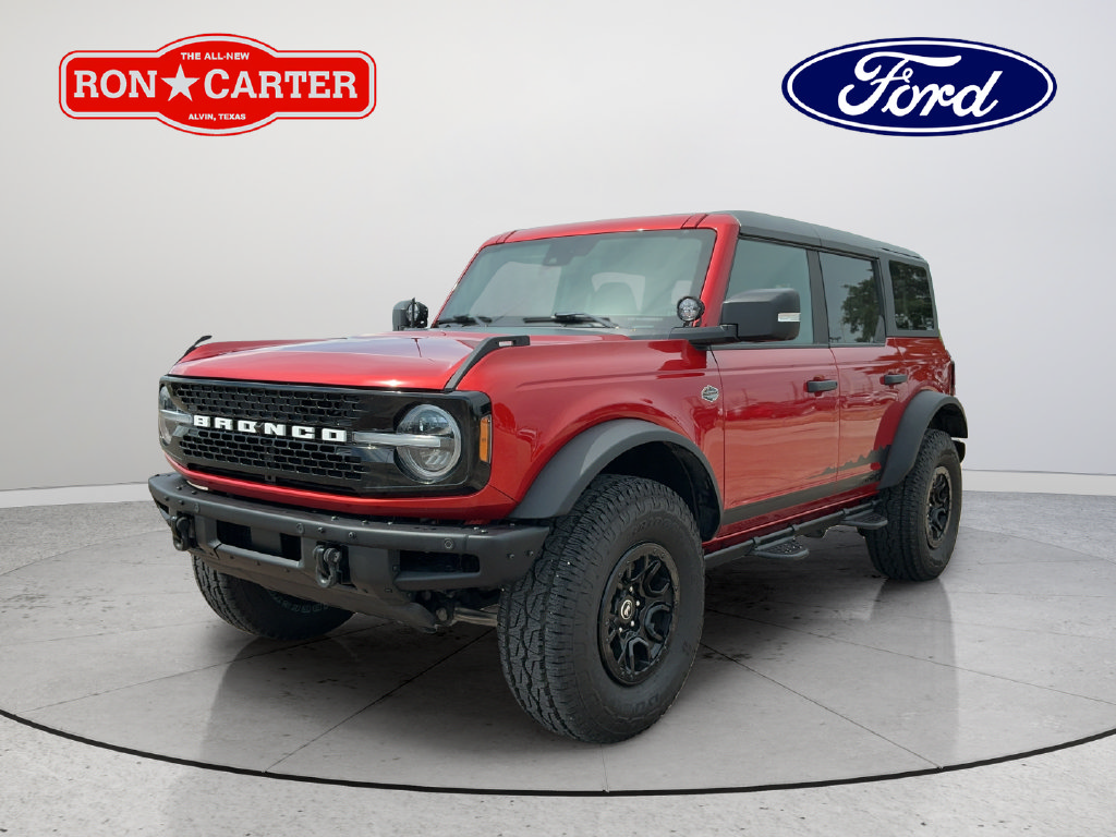 Certified 2024 Ford Bronco Wildtrak AWD/4WD image 3