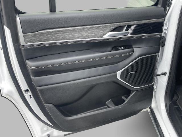 Used 2024 Jeep Wagoneer Series II image 21