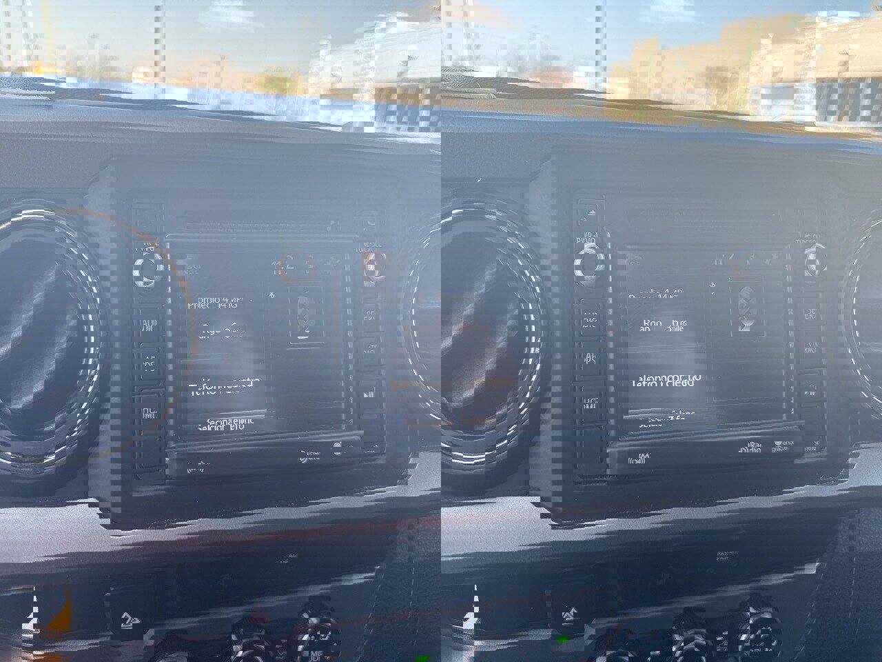 Used 2018 Toyota Tacoma SR5 image 13