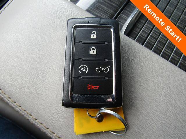 Used 2022 Jeep Wagoneer Series II AWD/4WD image 24