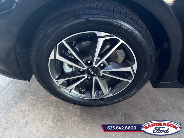 Used 2023 Kia Forte LXS FWD image 10