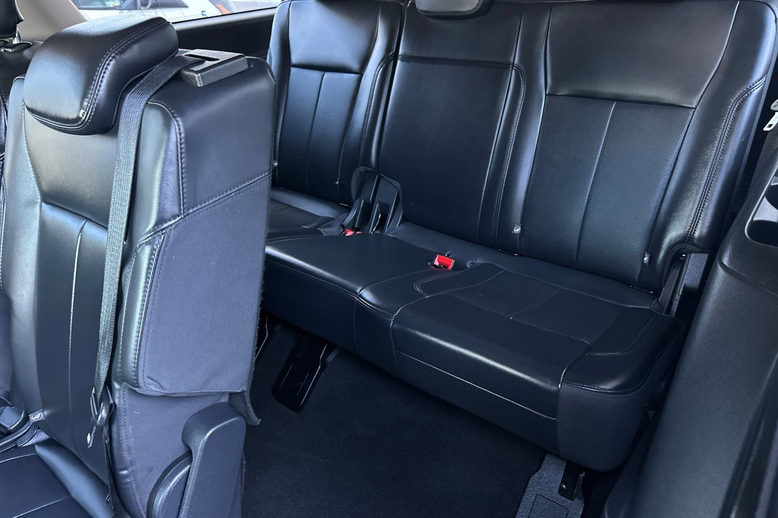 Certified 2024 Ford Expedition Max XLT RWD image 14