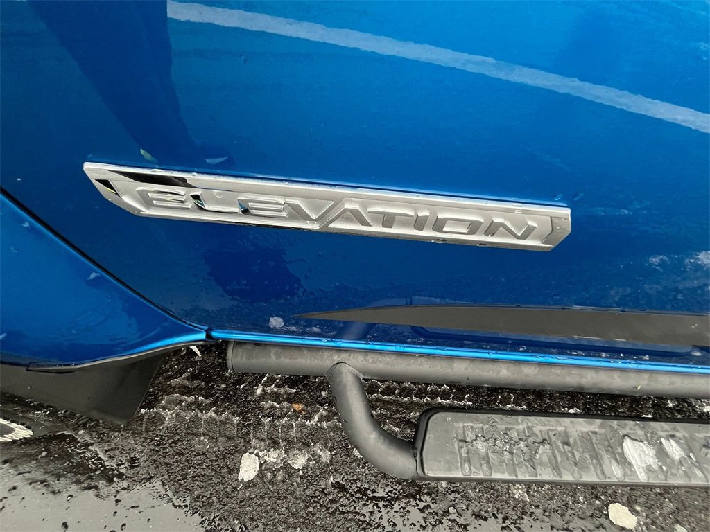 Used 2022 GMC Canyon Elevation w/ Elevation Premium Package image 9