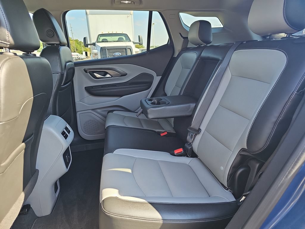 Used 2024 GMC Terrain SLT FWD image 14