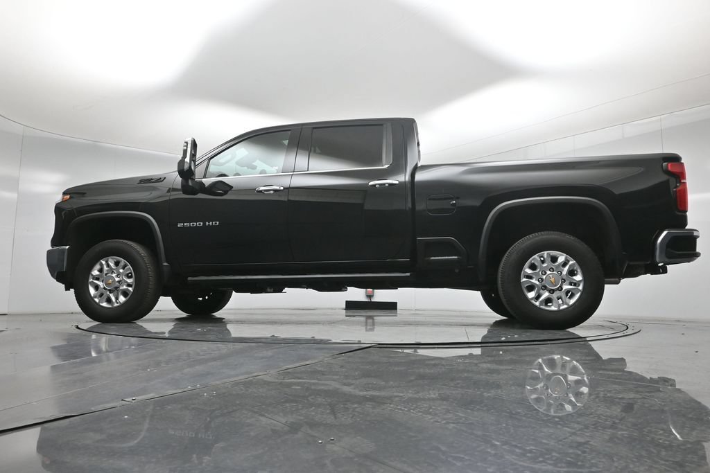 Used 2024 Chevrolet Silverado 2500 LTZ w/ LTZ Convenience Package AWD/4WD image 53