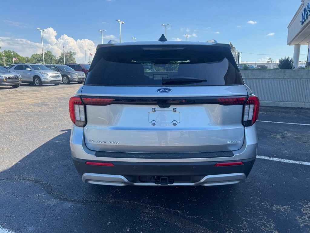 Certified 2025 Ford Explorer Platinum w/ LUX Leather Package AWD/4WD image 6