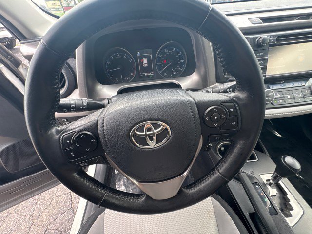 Used 2018 Toyota RAV4 XLE w/ Plus Extra Value Package AWD/4WD image 16