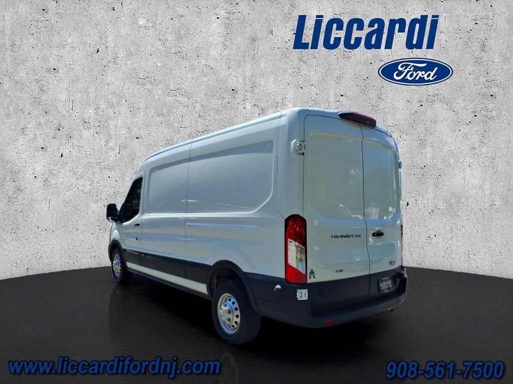 Certified 2024 Ford Transit 250 148 Medium Roof Extended AWD image 3
