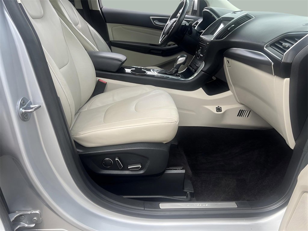 Certified 2016 Ford Edge Titanium w/ Equipment Group 302A image 43