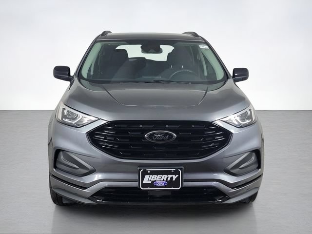 Certified 2023 Ford Edge SE w/ Black Appearance Package AWD/4WD image 8